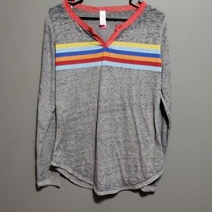 No Boundaries Long Sleeve Top Size XL